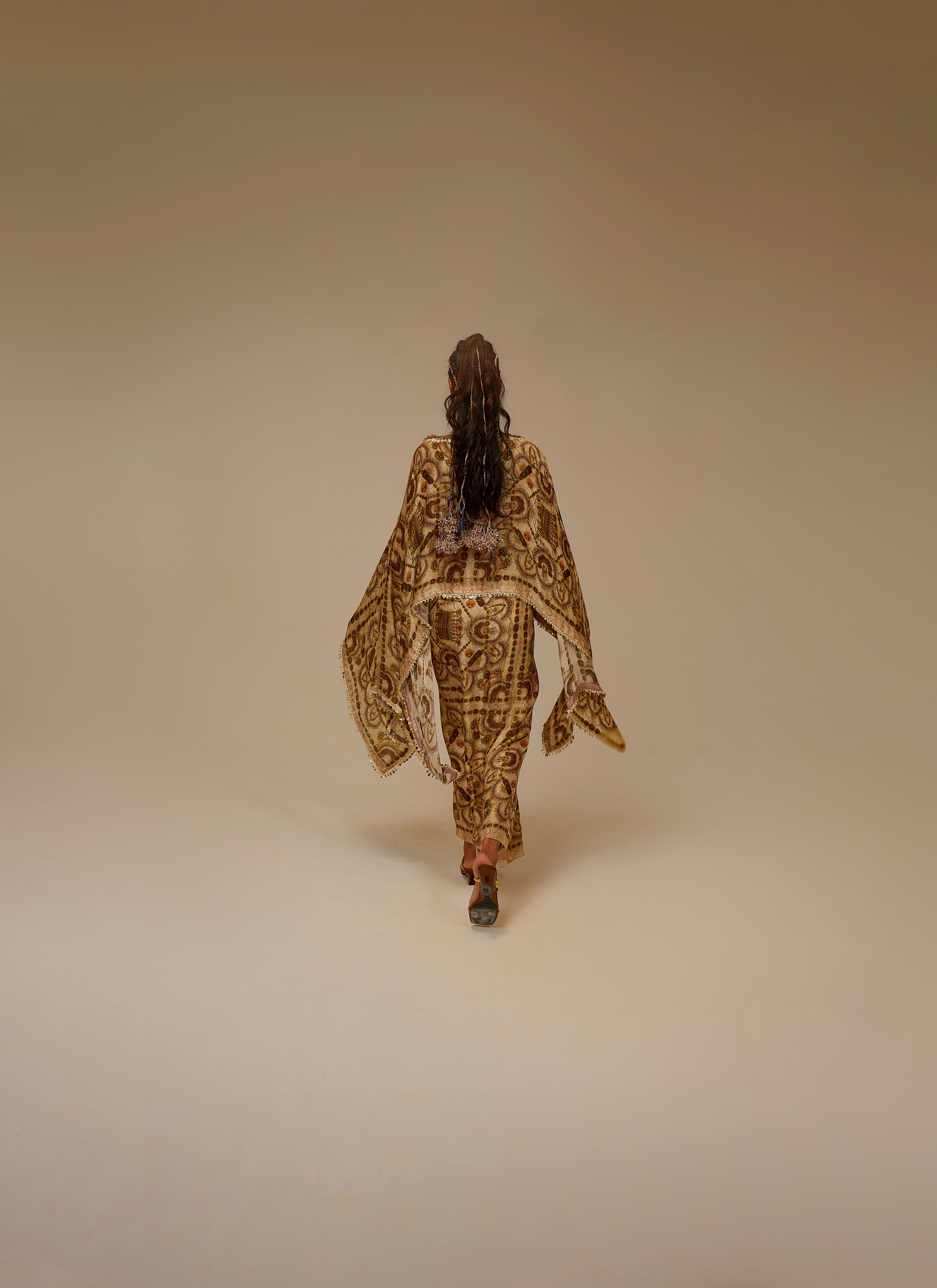Gehna Cape & Skirt Set
